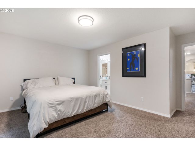 5154 Ne SCHOELER Cir, Hillsboro, OR 97124