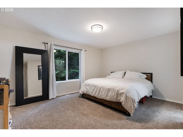 5154 Ne SCHOELER Cir, Hillsboro, OR 97124