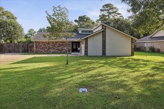 214 Fernwood Street, Bridge City, TX 77611