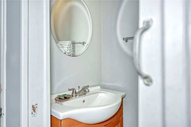 883 Brown Road, Irondequoit, NY 14622