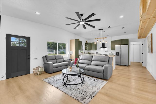 5325 SATEL DRIVE, Orlando, FL 32810