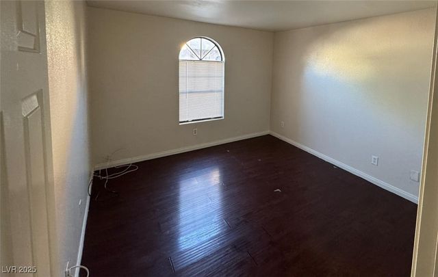 2966 Juniper Hills Boulevard 102, Las Vegas, NV 89142