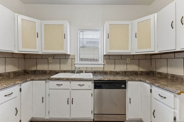 604 LEIGH ST, San Antonio, TX 78210