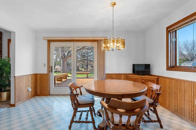2967 W HIAWATHA DRIVE, Appleton, WI 54914