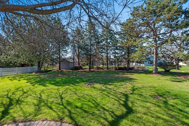 2967 W HIAWATHA DRIVE, Appleton, WI 54914