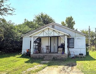 518 E 5th Street, Hulbert, OK 74441