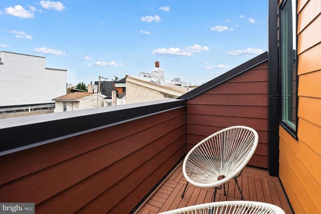 629 E THOMPSON ST, Philadelphia, PA 19125