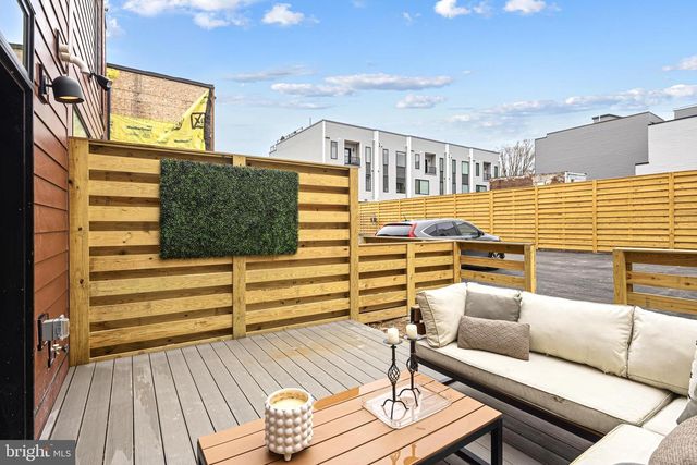 629 E THOMPSON ST, Philadelphia, PA 19125