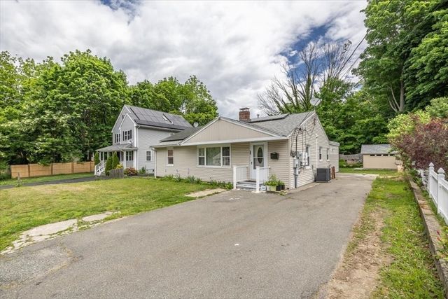 33 Prince St, Brockton, MA 02302