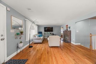33 Prince St, Brockton, MA 02302