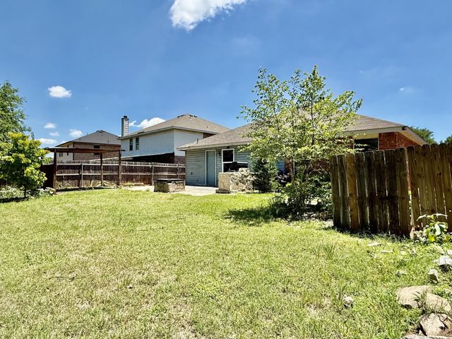 1144 Switchgrass Lane, Crowley, TX 76036