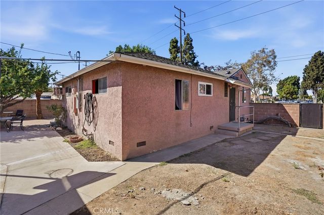 11246 Rosecrans Avenue, Norwalk, CA 90650