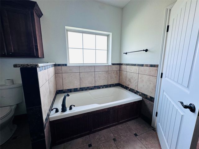 192 Randy Street, Gun Barrel City, TX 75156