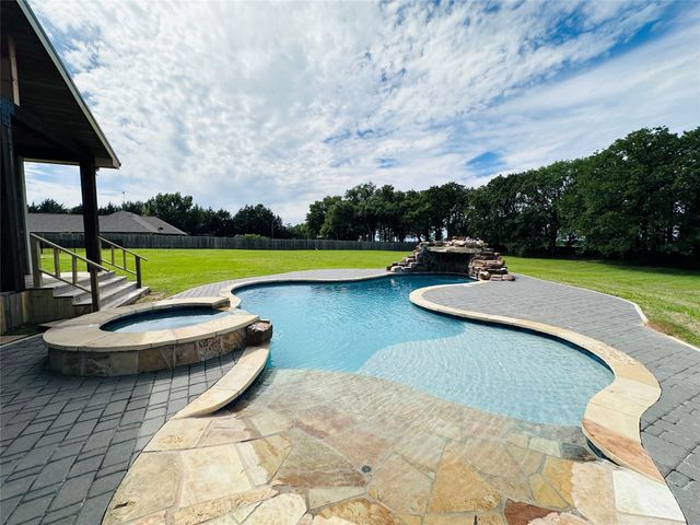 192 Randy Street, Gun Barrel City, TX 75156