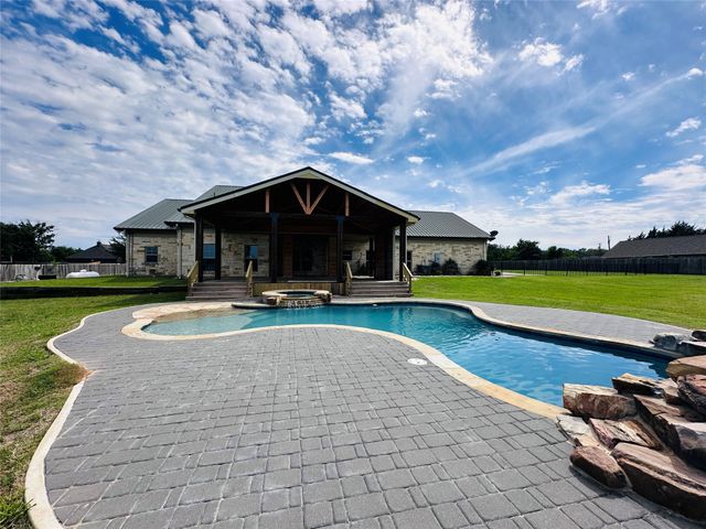 192 Randy Street, Gun Barrel City, TX 75156