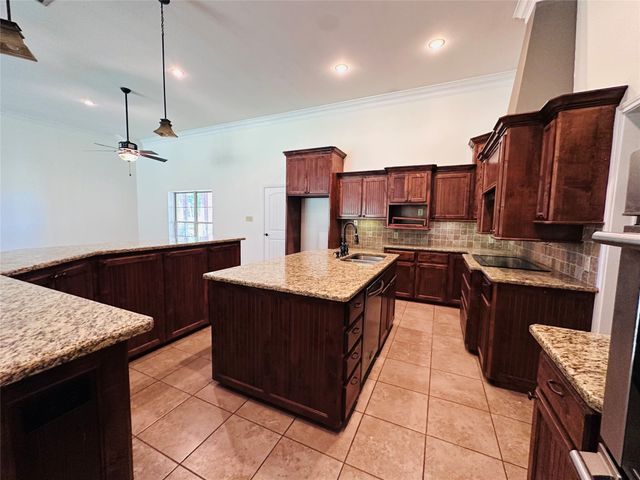 192 Randy Street, Gun Barrel City, TX 75156