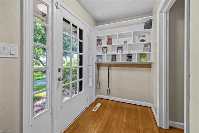 3252 S Battlefield BLVD, Chesapeake, VA 23322