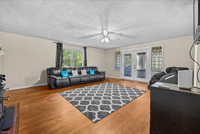 3252 S Battlefield BLVD, Chesapeake, VA 23322