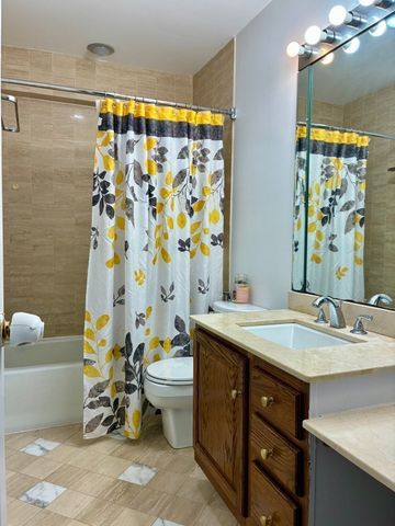 500 Washington St 403, Quincy, MA 02169