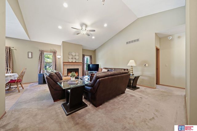 2250 Trevor Court, Lincoln, NE 68512