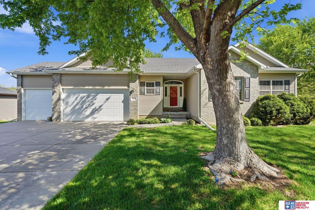 2250 Trevor Court, Lincoln, NE 68512