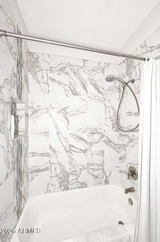 11011 N ZEPHYR Drive 105, Fountain Hills, AZ 85268