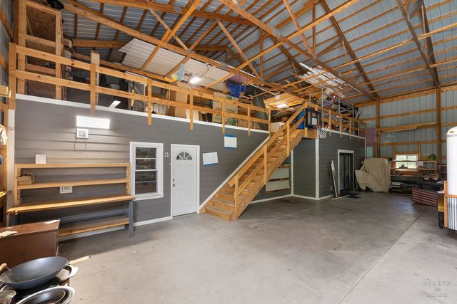 2802 N Ringwood Road, Mchenry, IL 60050