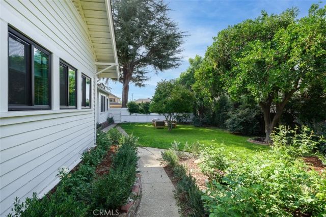 239 W Palm, Monrovia, CA 91016