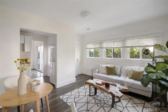 239 W Palm, Monrovia, CA 91016