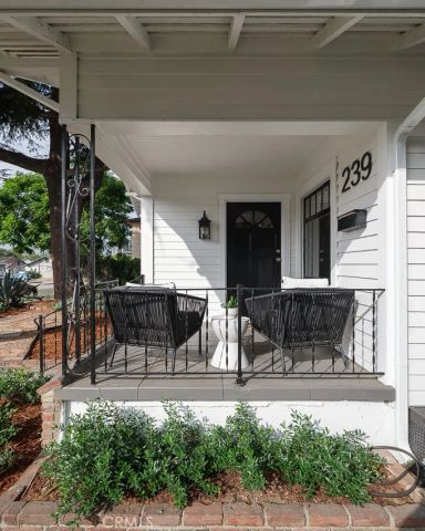 239 W Palm, Monrovia, CA 91016