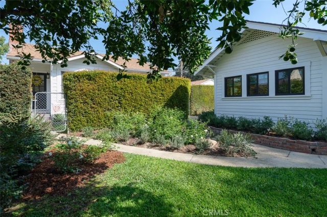 239 W Palm, Monrovia, CA 91016
