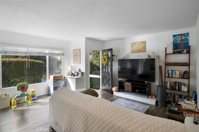 239 W Palm, Monrovia, CA 91016