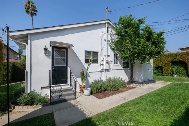 239 W Palm, Monrovia, CA 91016