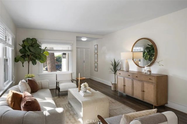 239 W Palm, Monrovia, CA 91016
