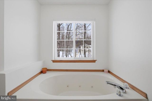 2130 SCARBOROUGH WAY, East Stroudsburg, PA 18302