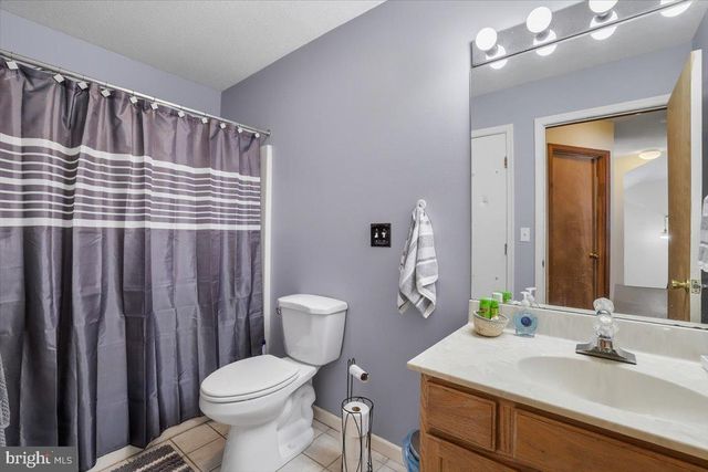 2130 SCARBOROUGH WAY, East Stroudsburg, PA 18302