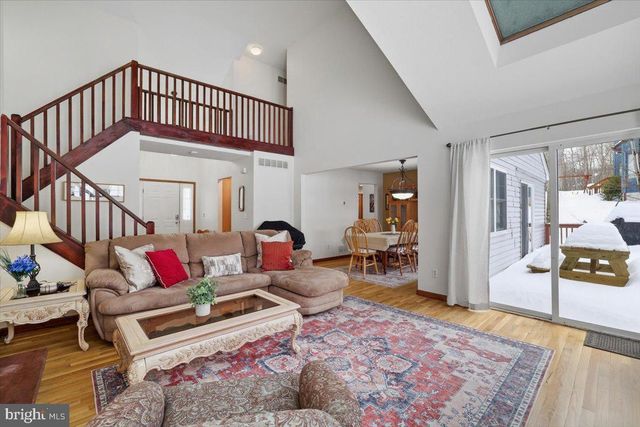 2130 SCARBOROUGH WAY, East Stroudsburg, PA 18302