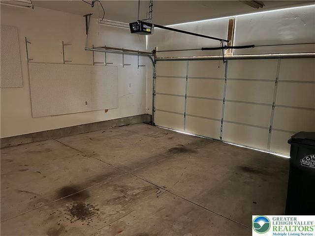 6960 Constitution Drive, Bethlehem City, PA 18017