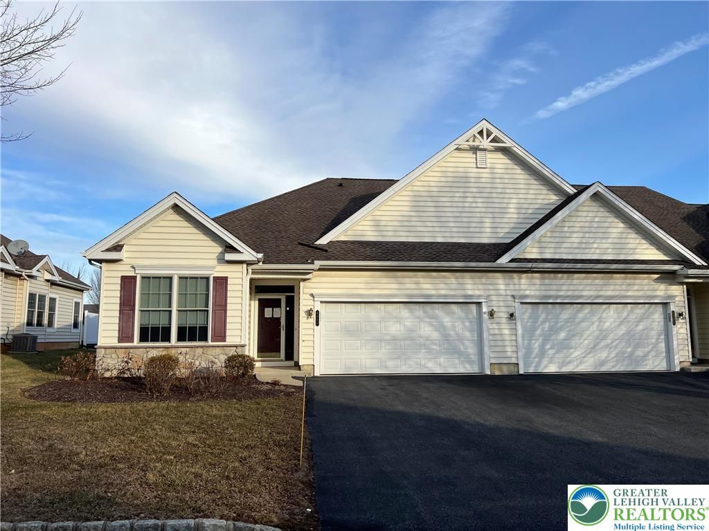 6960 Constitution Drive, Bethlehem City, PA 18017