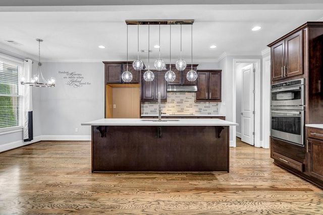 2372 Walkers Glen Lane, Buford, GA 30519