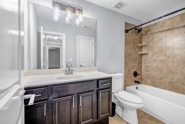 2372 Walkers Glen Lane, Buford, GA 30519