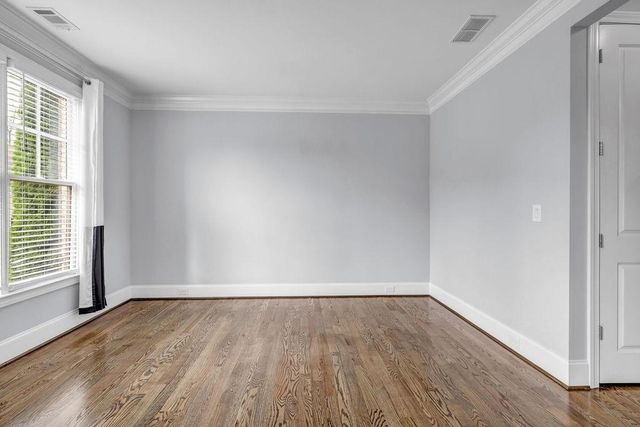 2372 Walkers Glen Lane, Buford, GA 30519