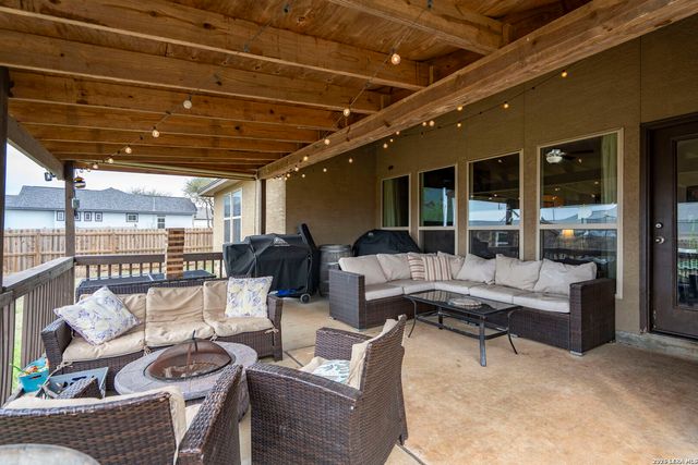 113 Antonio Perez, Blanco, TX 78606