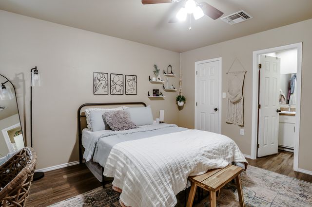 1512 E Ursuline Street, 2, Lubbock, TX 79403