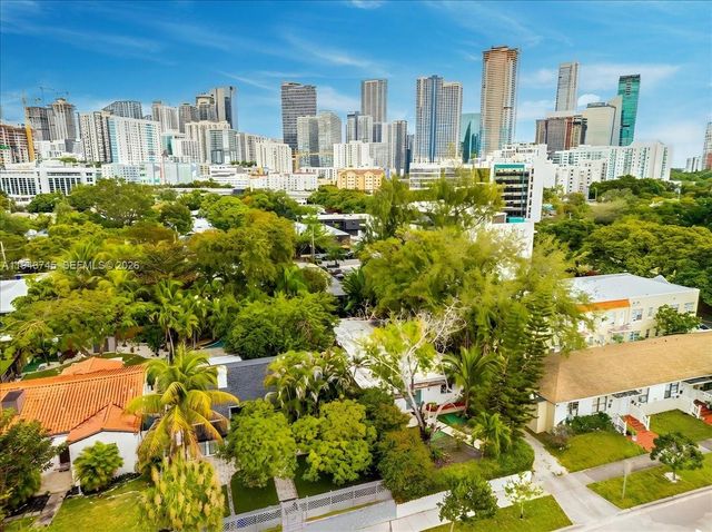 321 SW 19th Rd, Miami, FL 33129