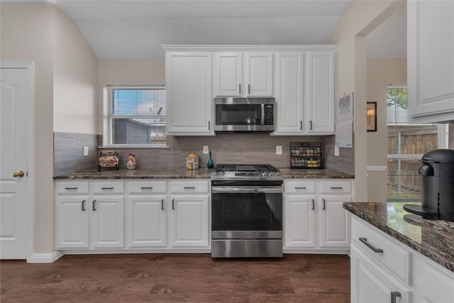 10109 Bent Tree Drive, Rowlett, TX 75089