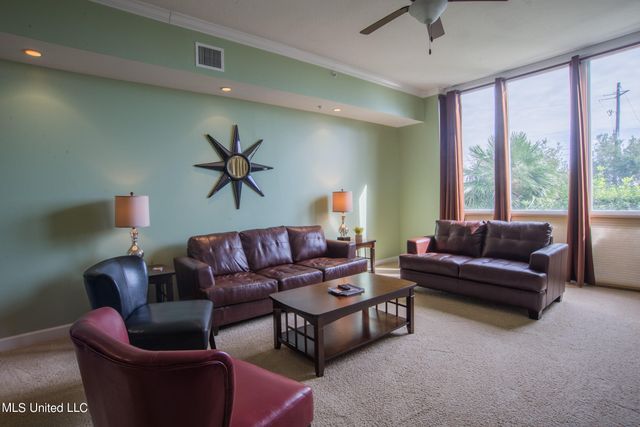 1200 Beach Drive, 103, Gulfport, MS 39507