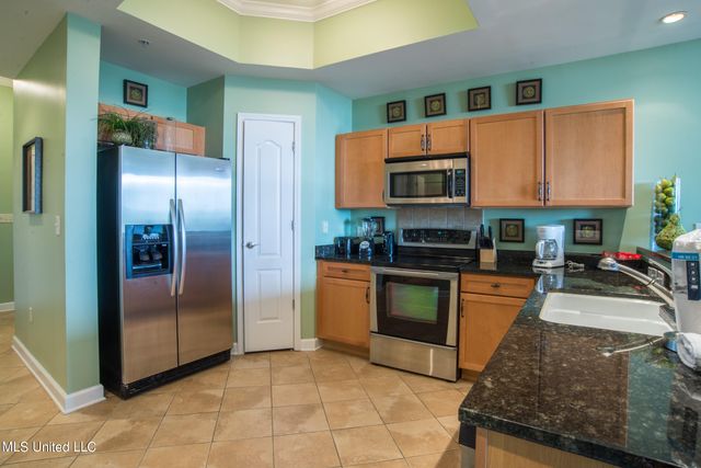 1200 Beach Drive, 103, Gulfport, MS 39507