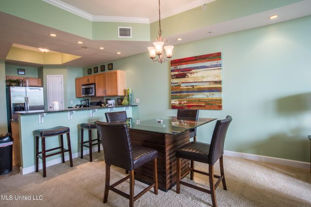 1200 Beach Drive, 103, Gulfport, MS 39507