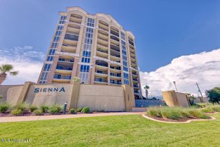 1200 Beach Drive, 103, Gulfport, MS 39507